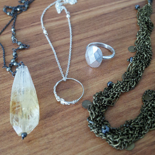 1379411_551263371613252_2010553866_n